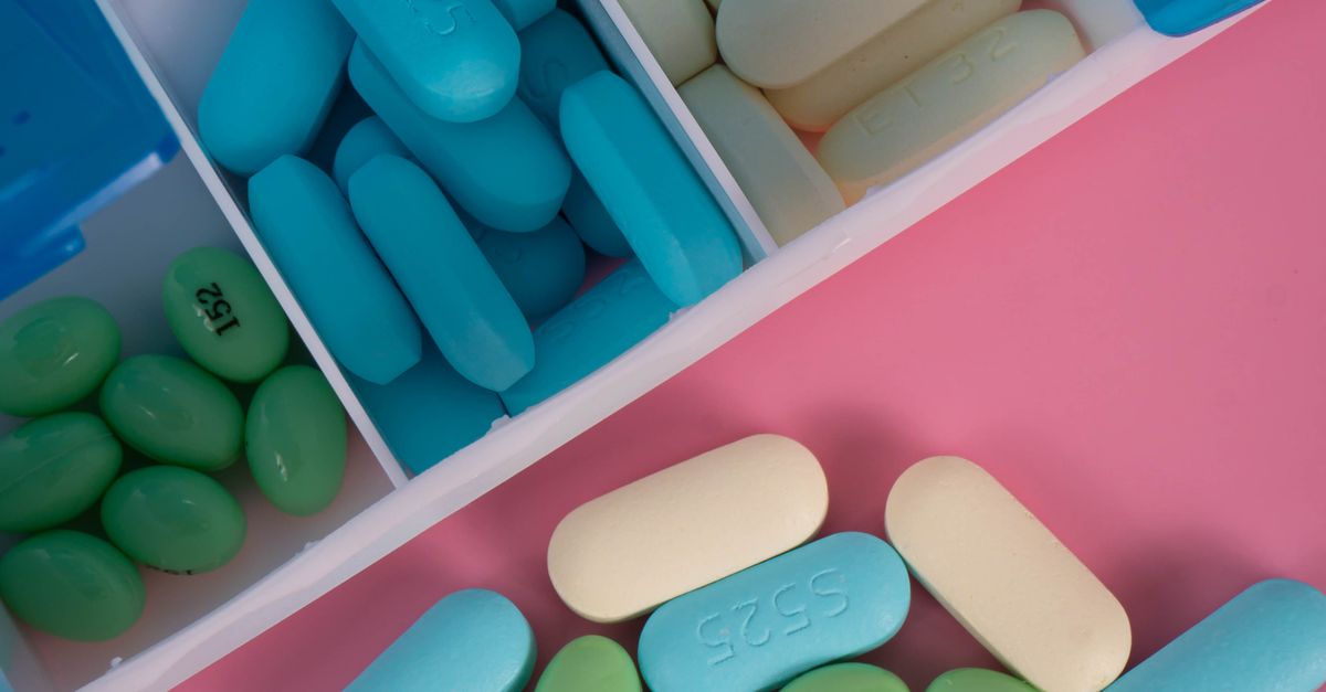 Mixed pills in pill organizer