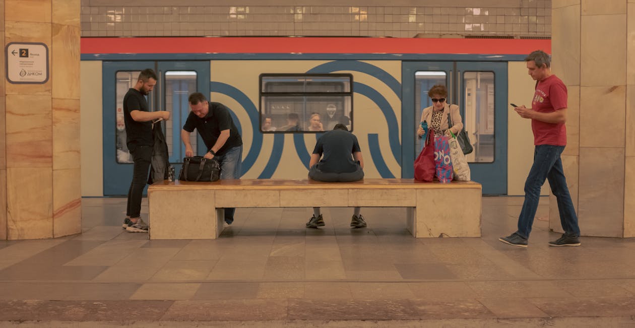 Бесплатное стоковое фото с городской, искренний, метро