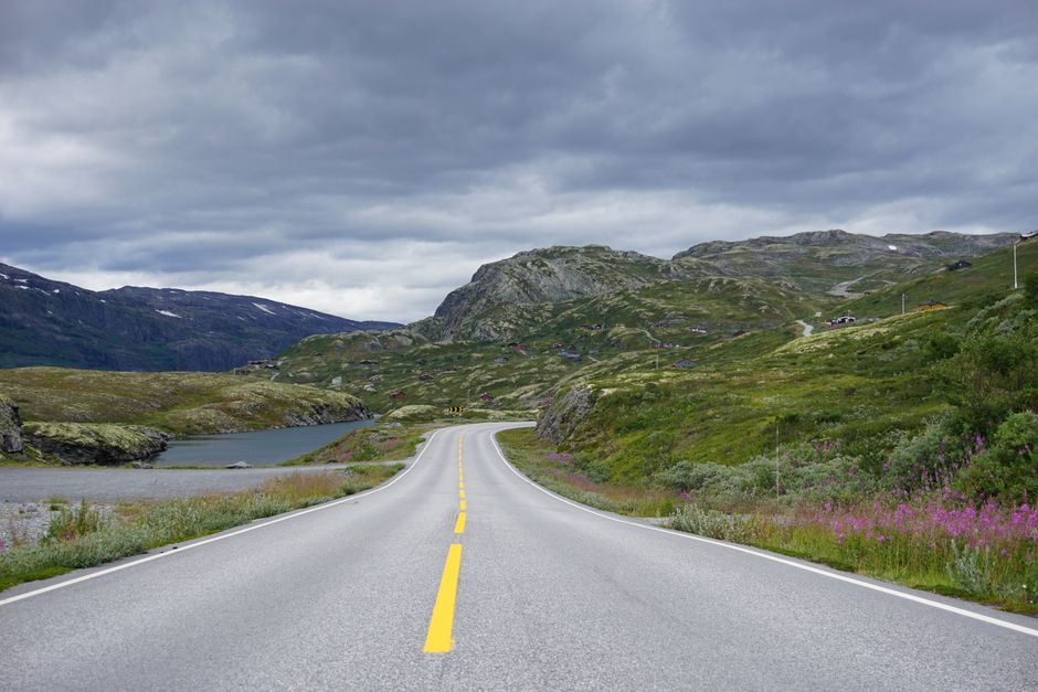 Professional Travel Content Curator - Norway Road Trip Expeditions