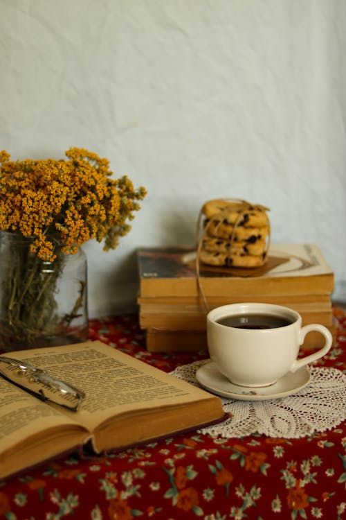 Immagine gratuita di bevanda, biscotti, caffè