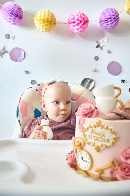 Gratis stockfoto met baby, blauwe ogen, cake