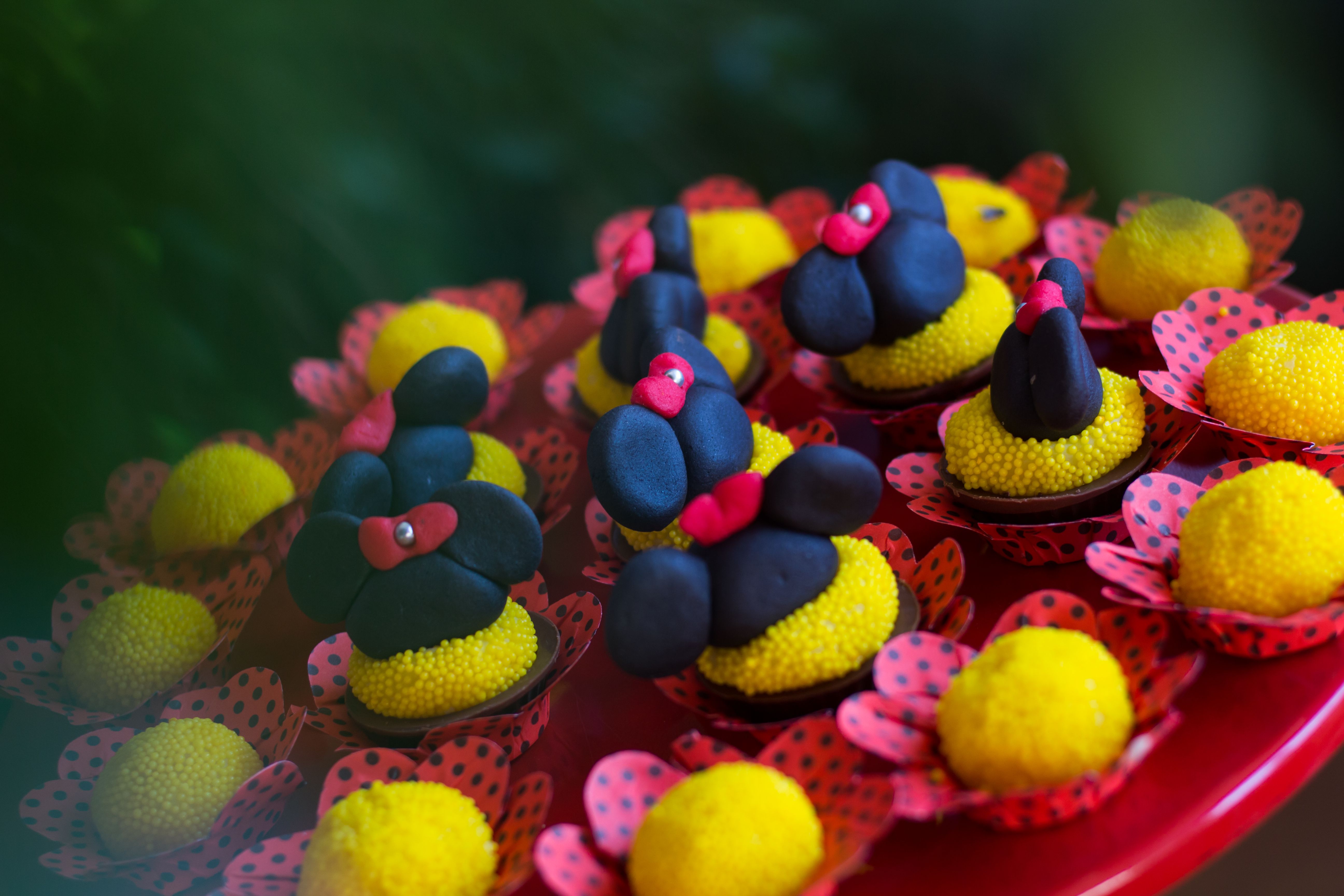 Kostenloses Foto Zum Thema Geburtstag Mickey Maus Minnie Maus