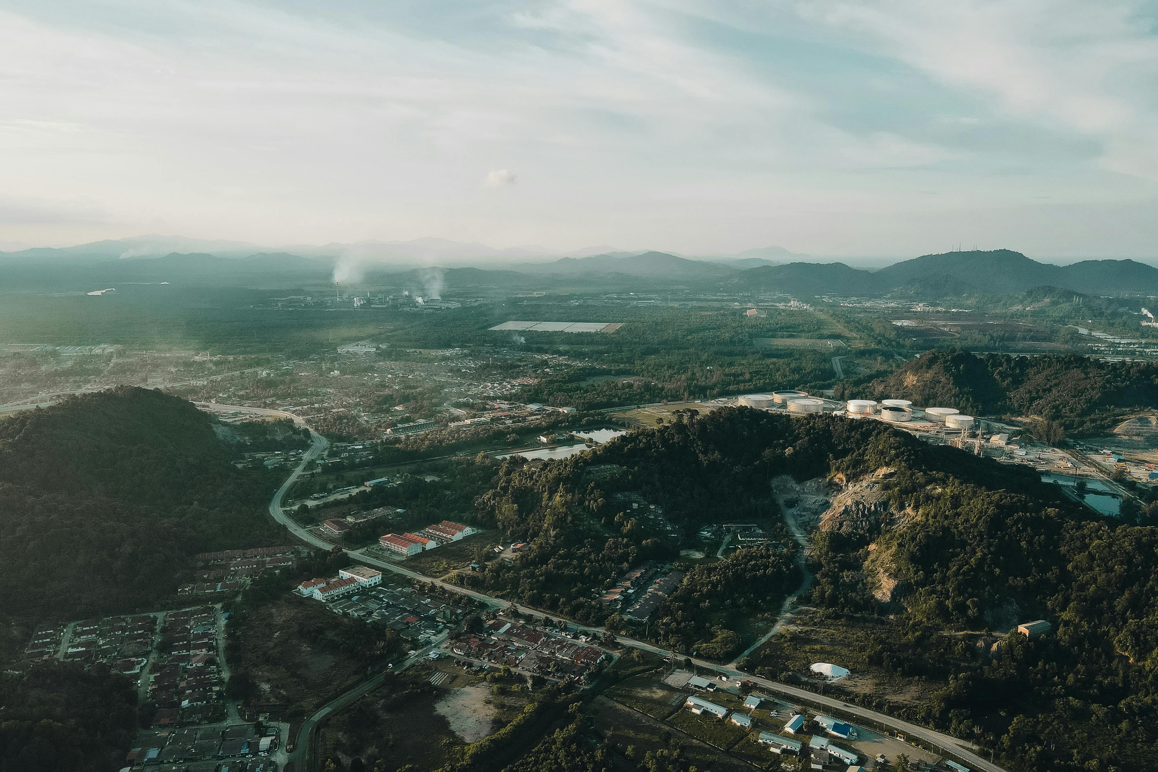 Decarbon8-US Impact Fund Opens 2026 Applications to Early-Stage Climate Resilience Companies — Photo by Pok Rie on Pexels