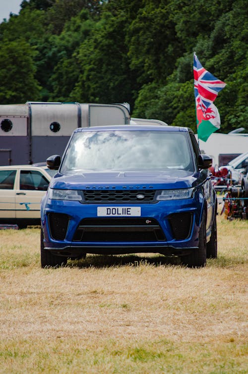 Free A Parked Blue Range Rover Stock Photo