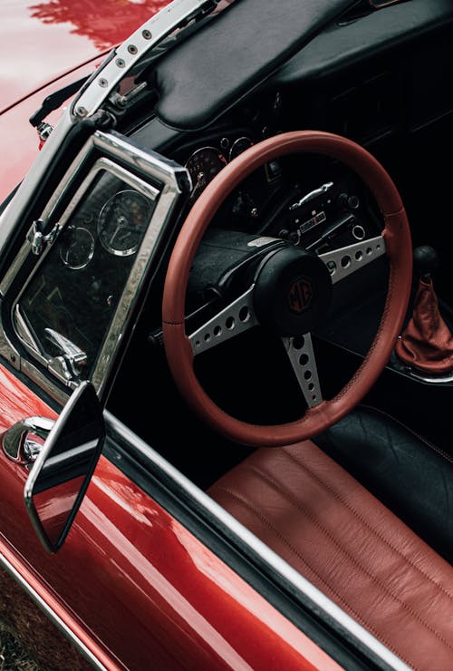 Free Steering Wheel of Car Stock Photo