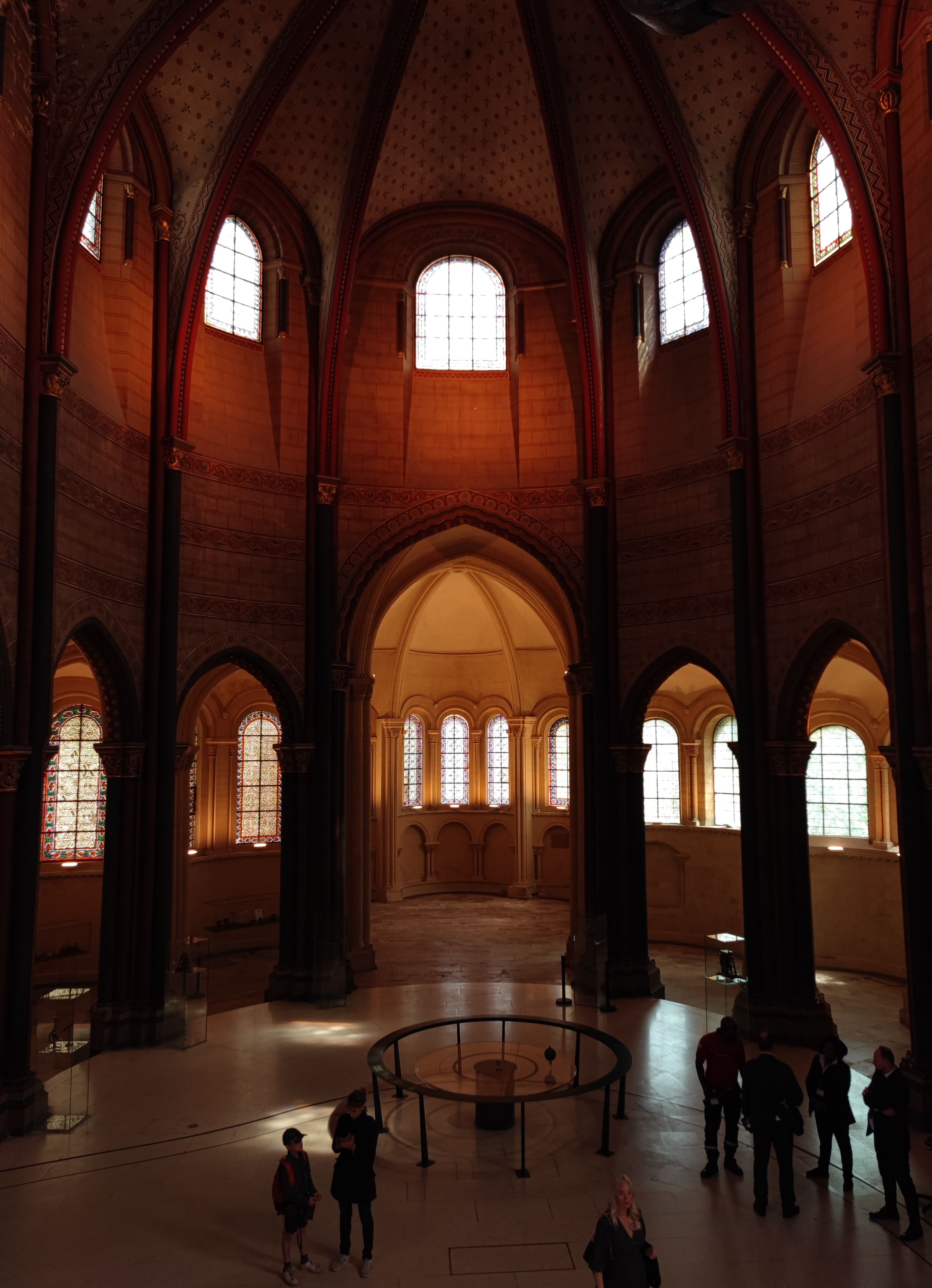 Explore the stunning Gothic architecture of Saint-Martin-Des-Champs, Paris.