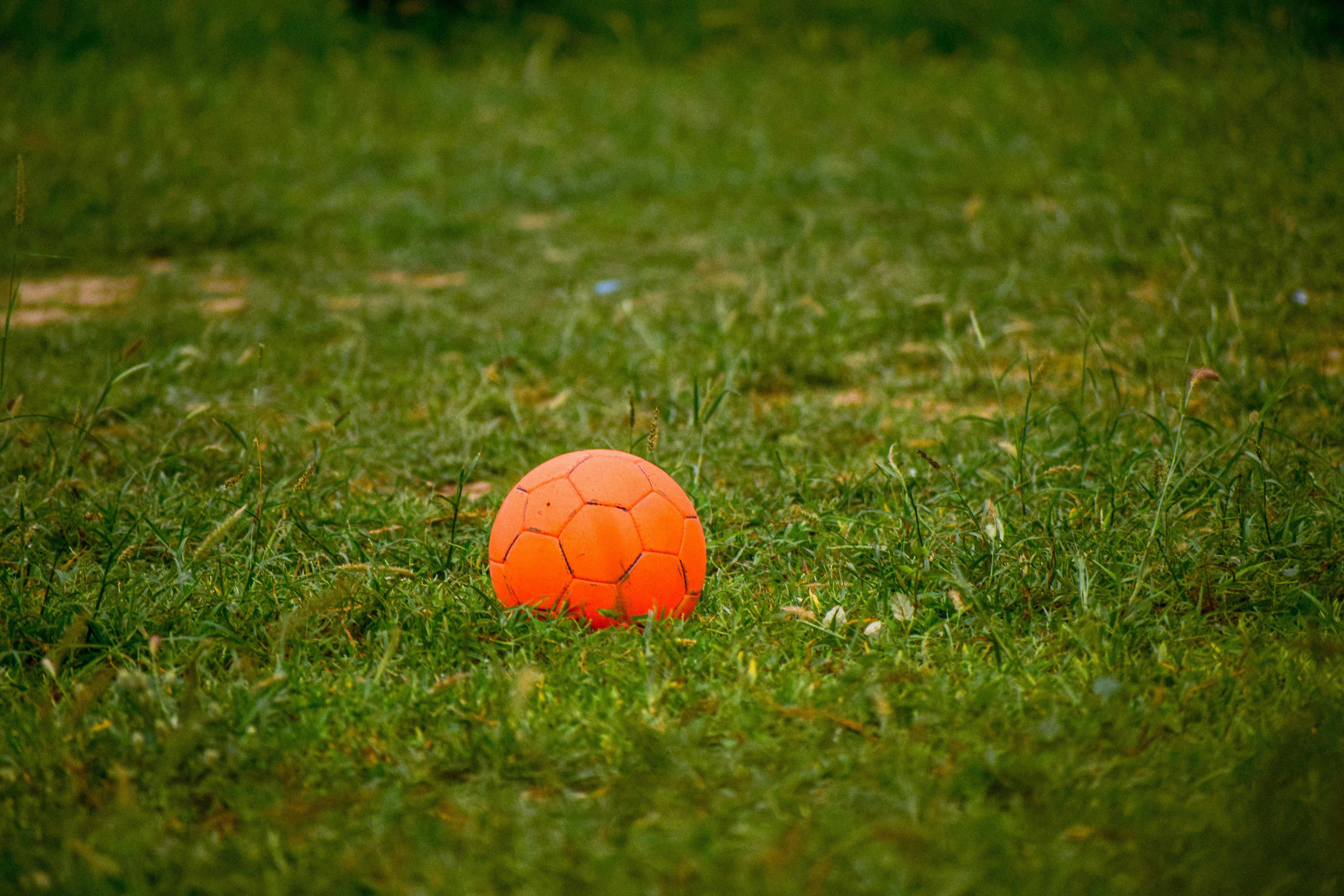 Ballon De Football Avec Des Effets Spéciaux Banque D'Images et Photos  Libres De Droits. Image 26781883