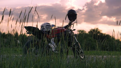 Foto profissional grátis de bicicleta motorizada, motocross, natureza ártica