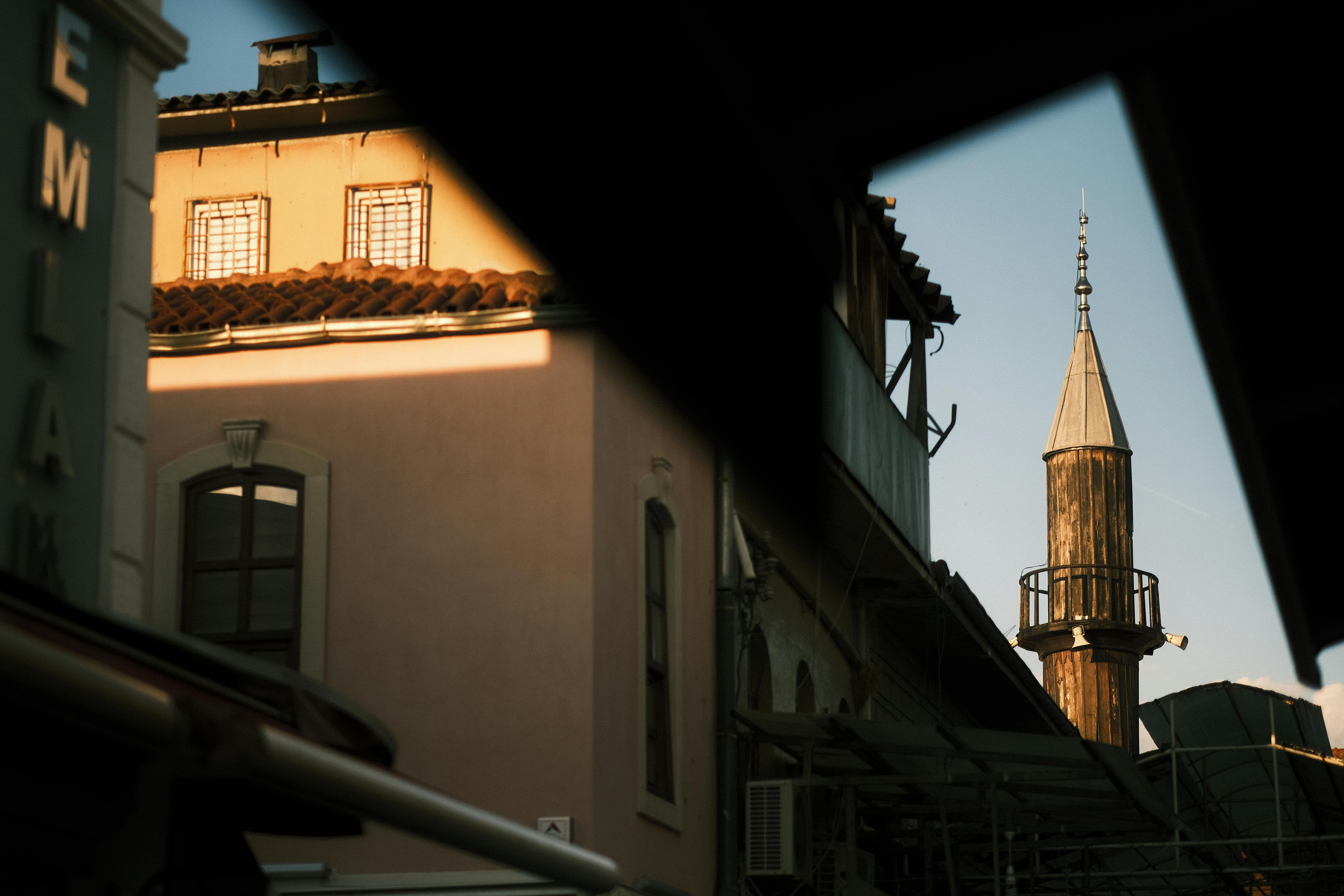 Comment savoir si le doigt est cassé et qu'il gonfle 