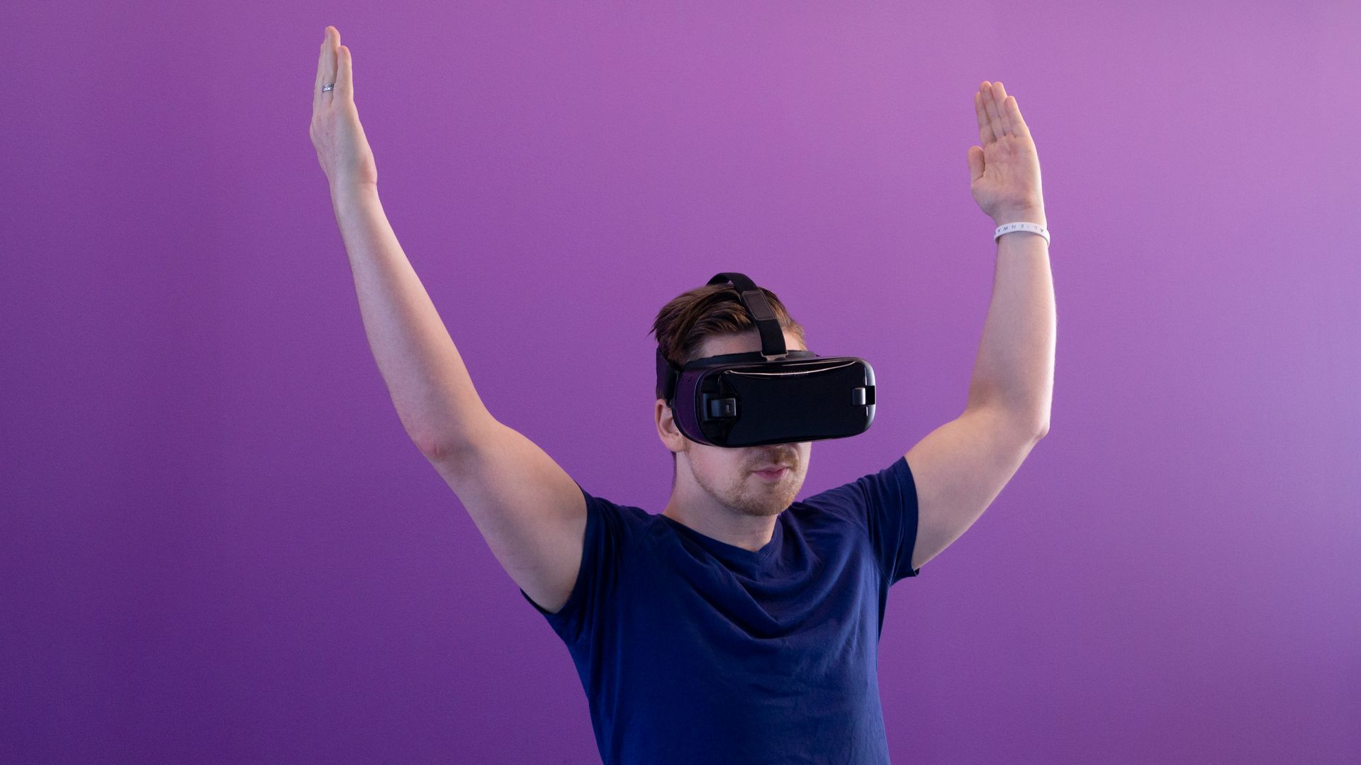 Person using hand gestures in a mixed reality headset
