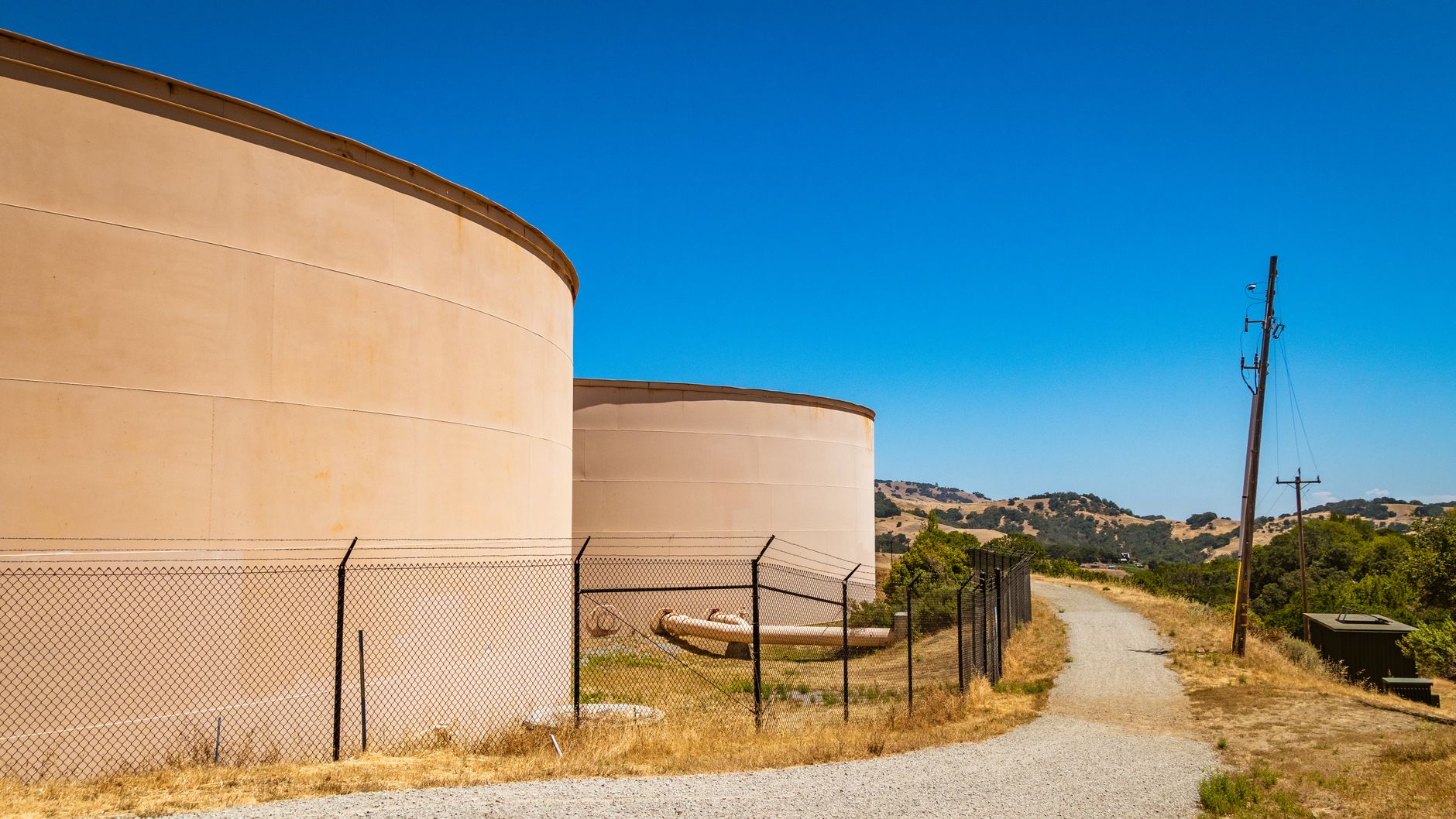 California Water Service (CWT) Director Krummel Sells $186,350 in Shares