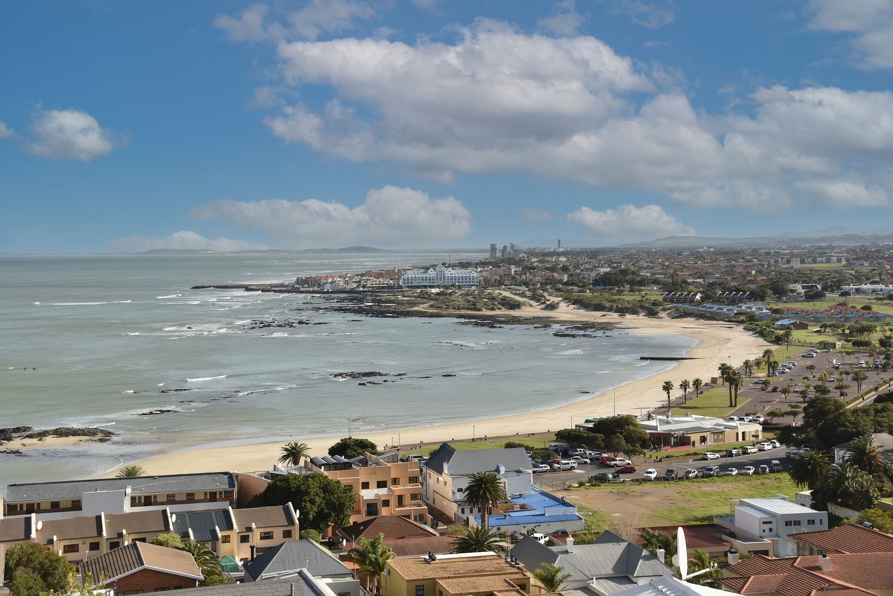 V&A Waterfront vs Somerset West: Which Cape Town Base Suits Your Trip?