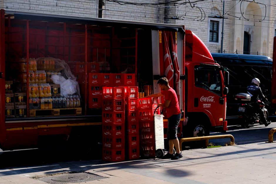 life logistics are handled too late in the day city block apartment errands lifestyle photo 2