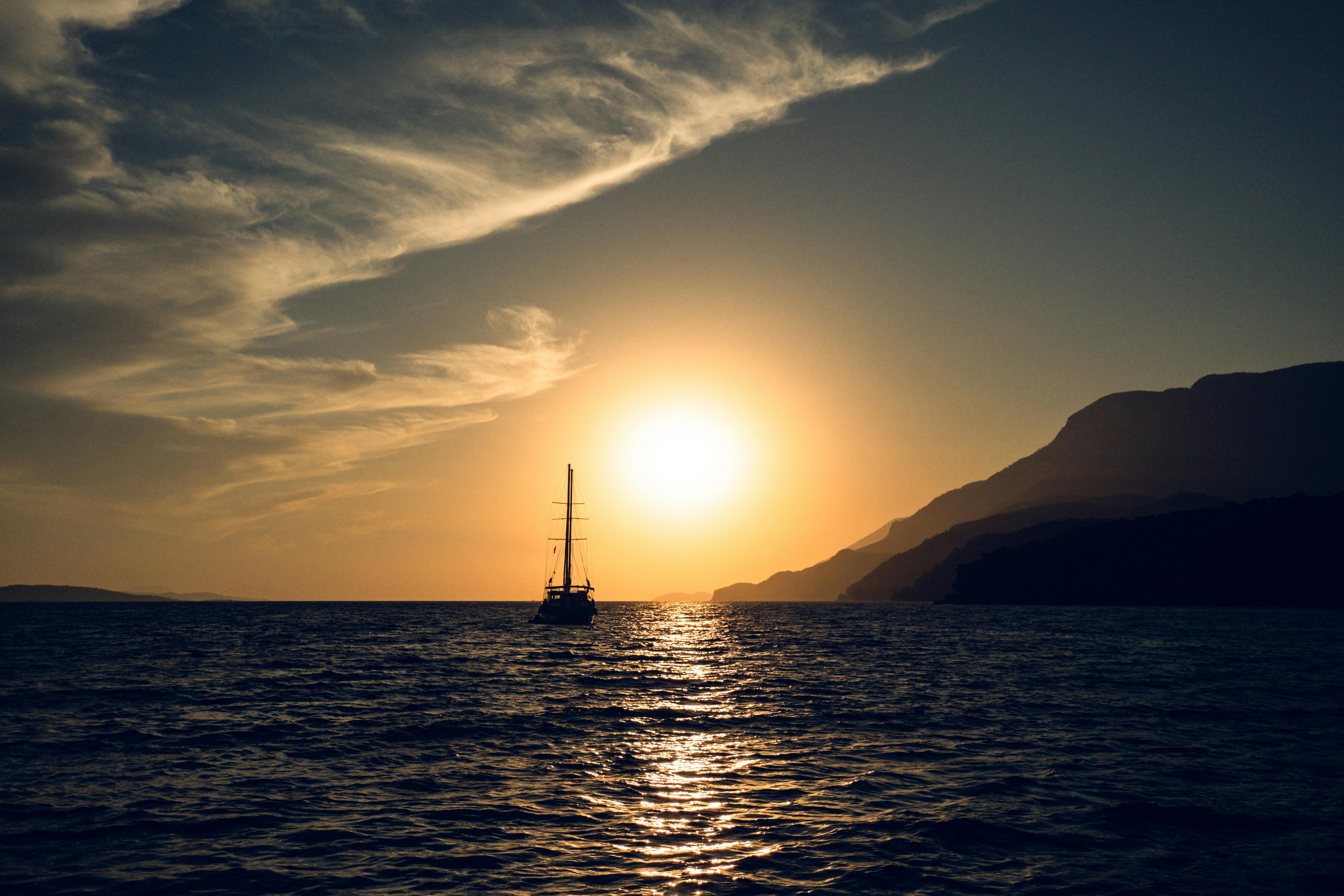 Is it normal to pee every 2 hours?