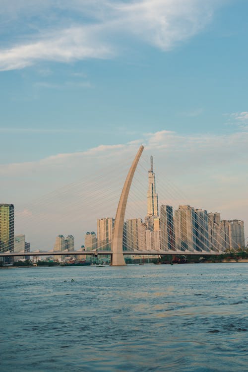 Foto stok gratis bangunan, jembatan mereka, kota ho chi minh