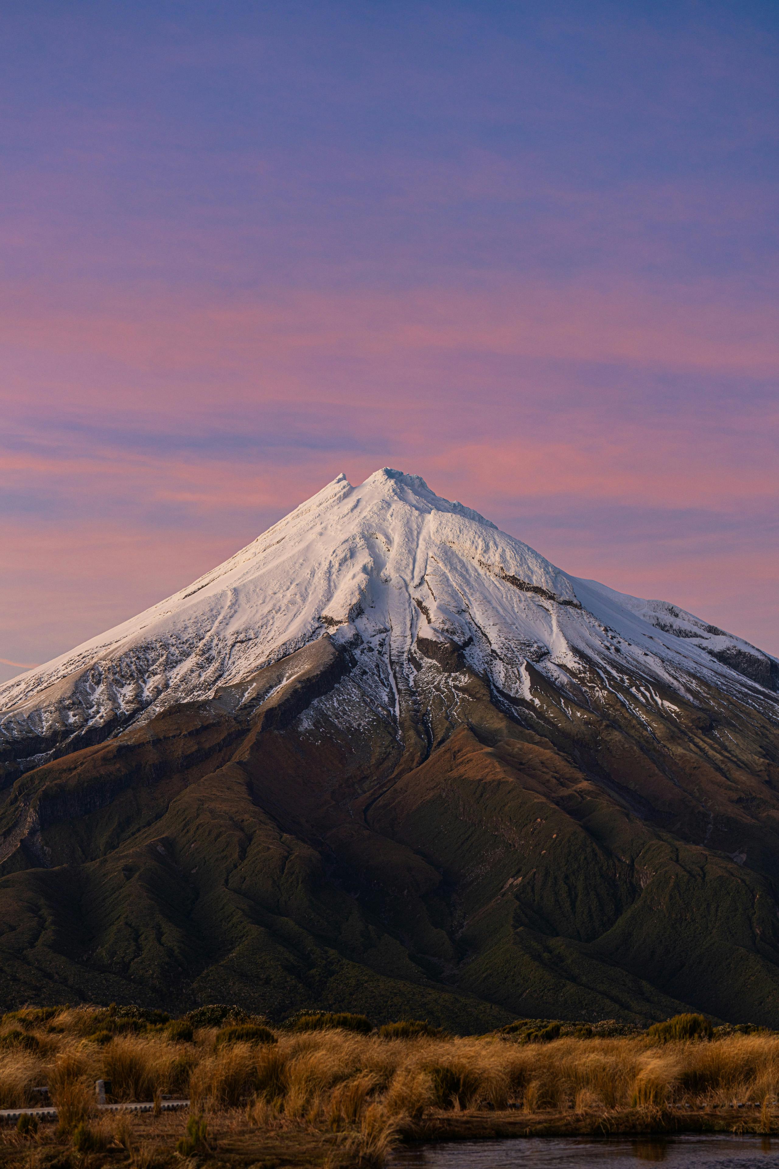 taranaki volcano