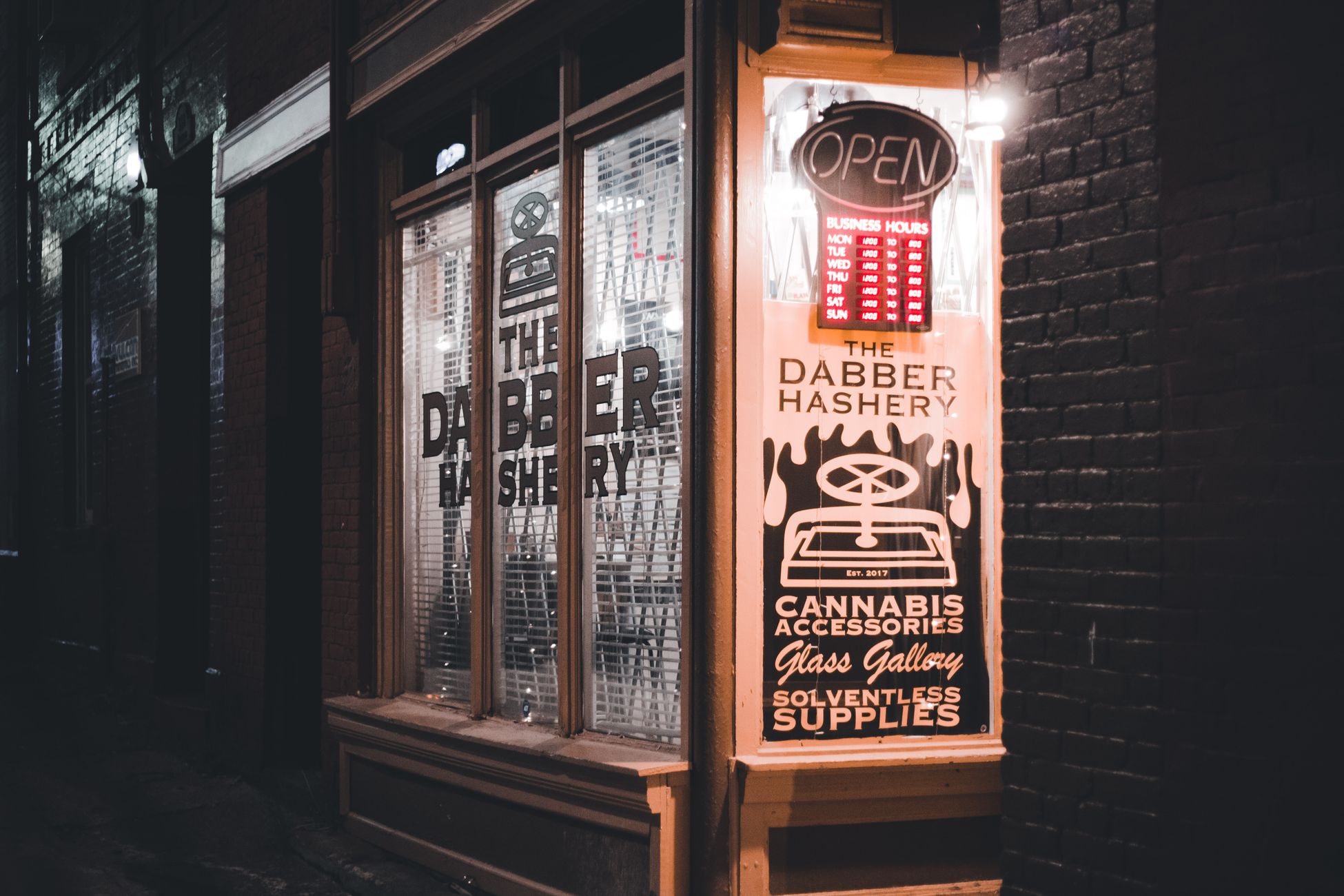 Cannabis Industry Job Postings in Multiple US Locations