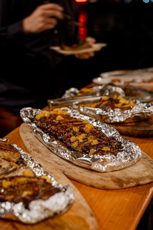 Foto d'estoc gratuïta de aigua dolça, àpat, costelles de porc