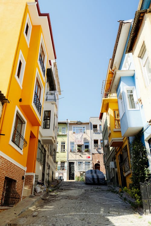 Foto profissional grátis de alameda, cidade, cidades