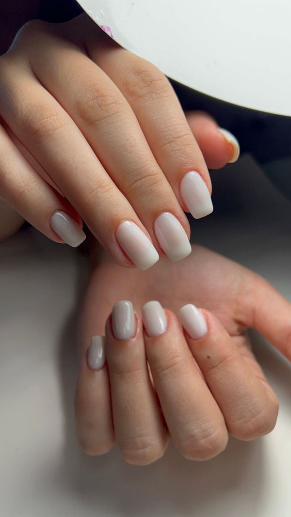 Pearl finish manicure