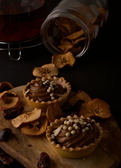 Dried Fruits and Chocolate Tarts