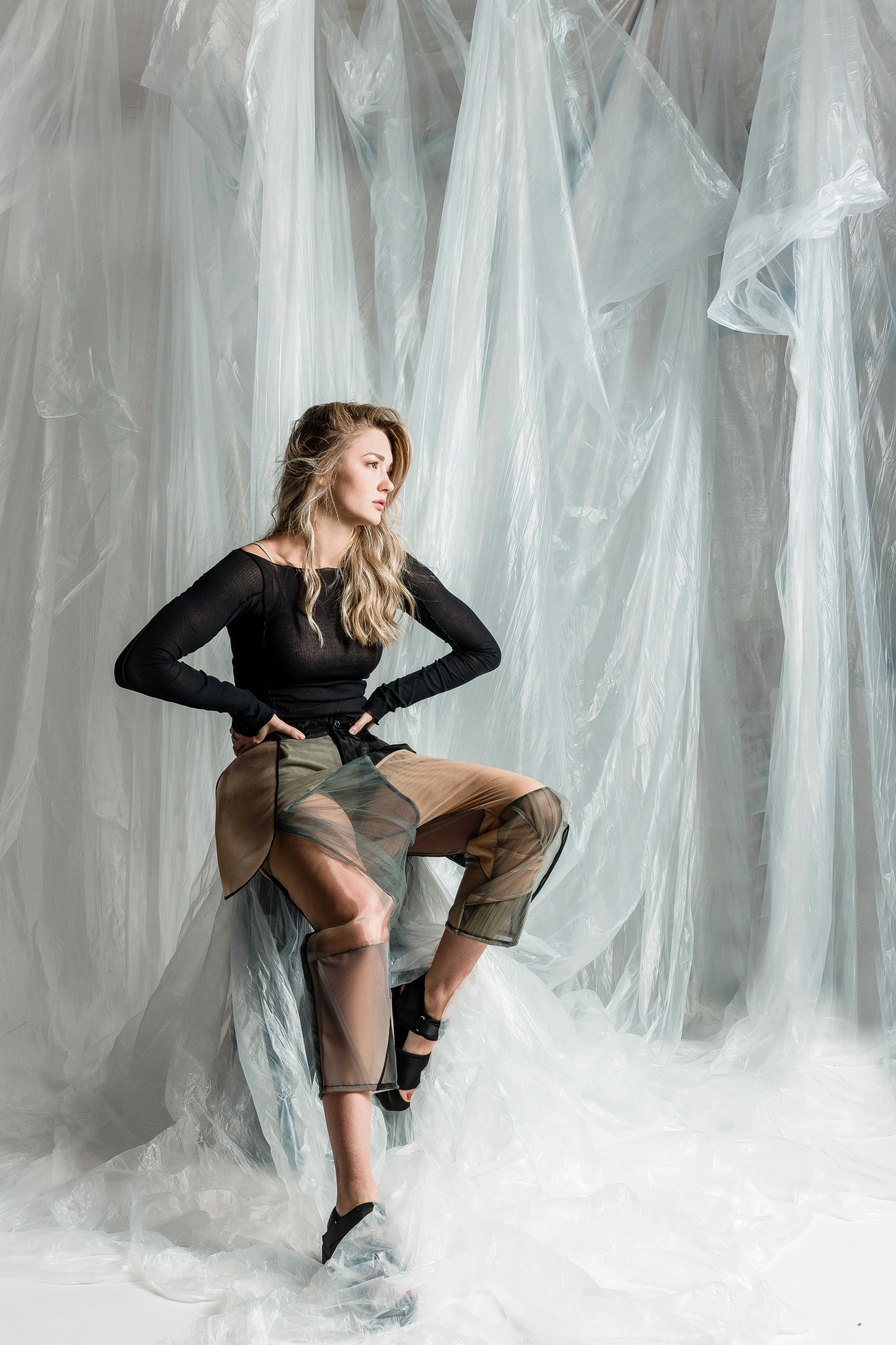 Photo Pixel Park Studio photographer shooting a styled portrait session