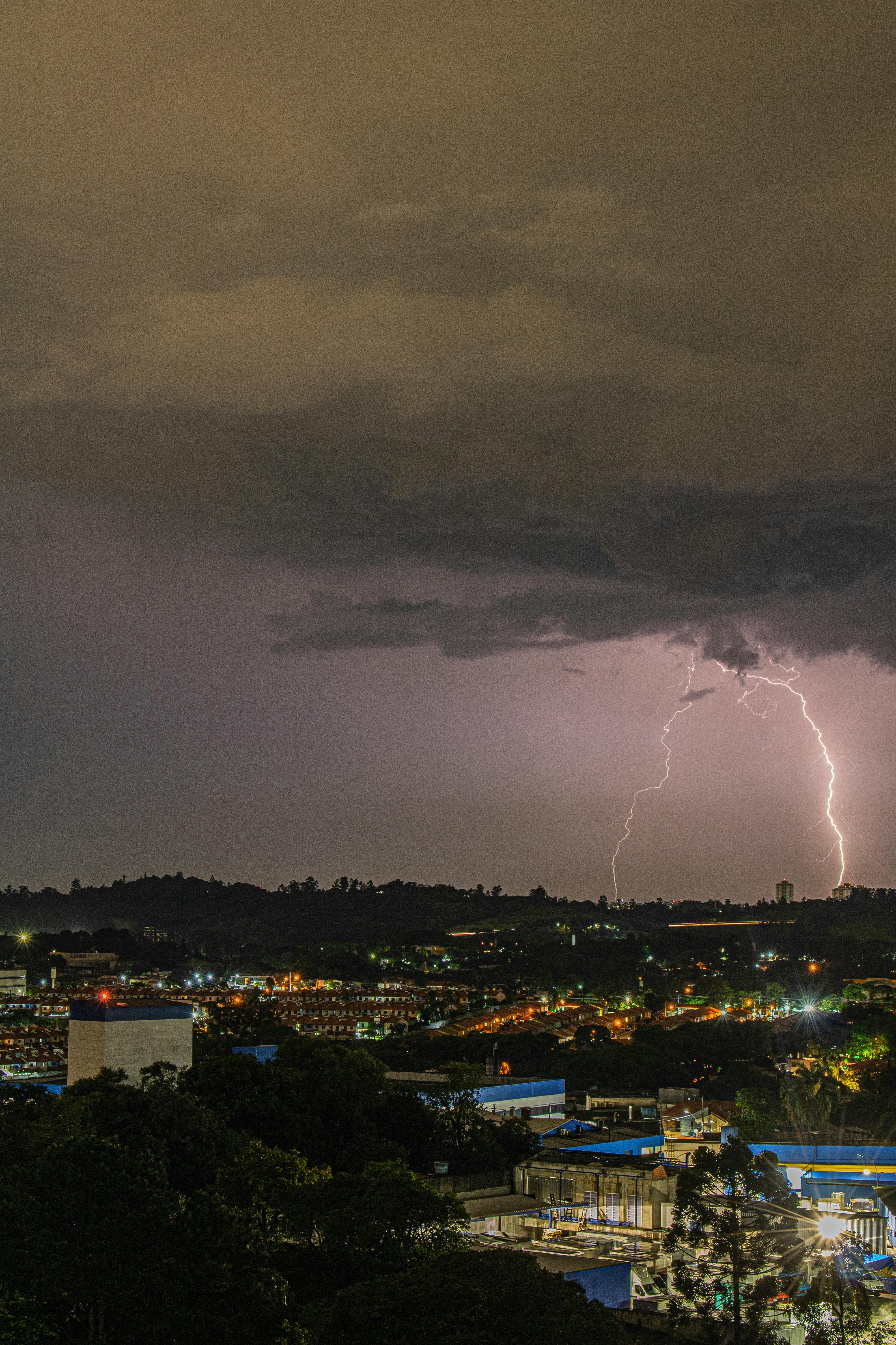 lightning strike in the city