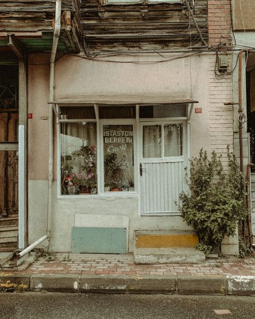 Free A quaint, vintage facade of a weathered building on a Turkish street, showcasing rustic charm. Stock Photo