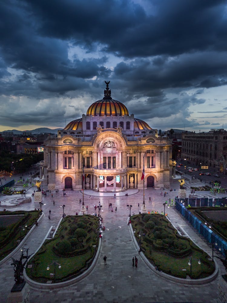 The Palacio De Bellas  Artes In Mexico City