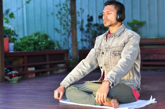 Deep Sleep in 30 Days