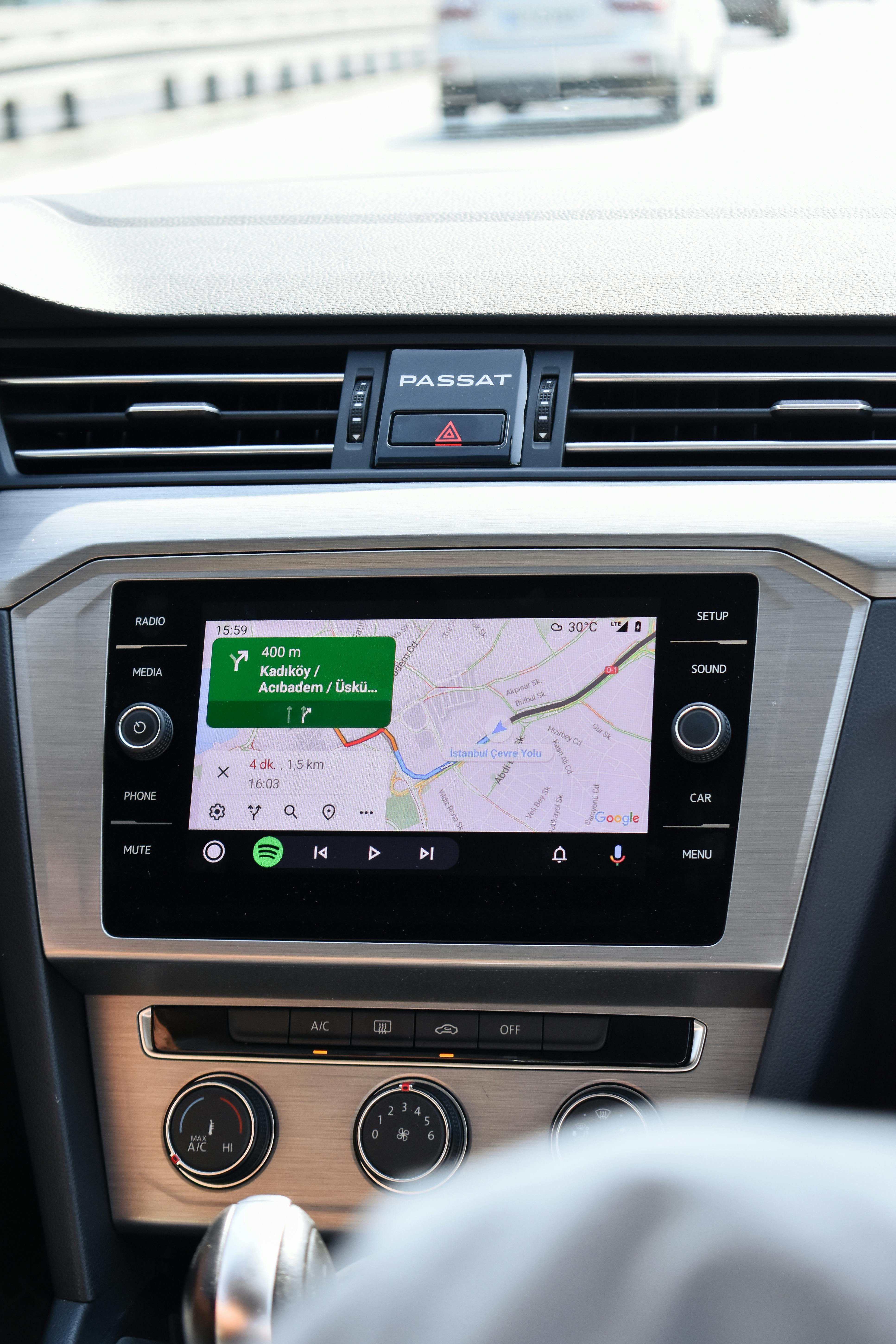 Choosing the Right MP5 Car Stereo