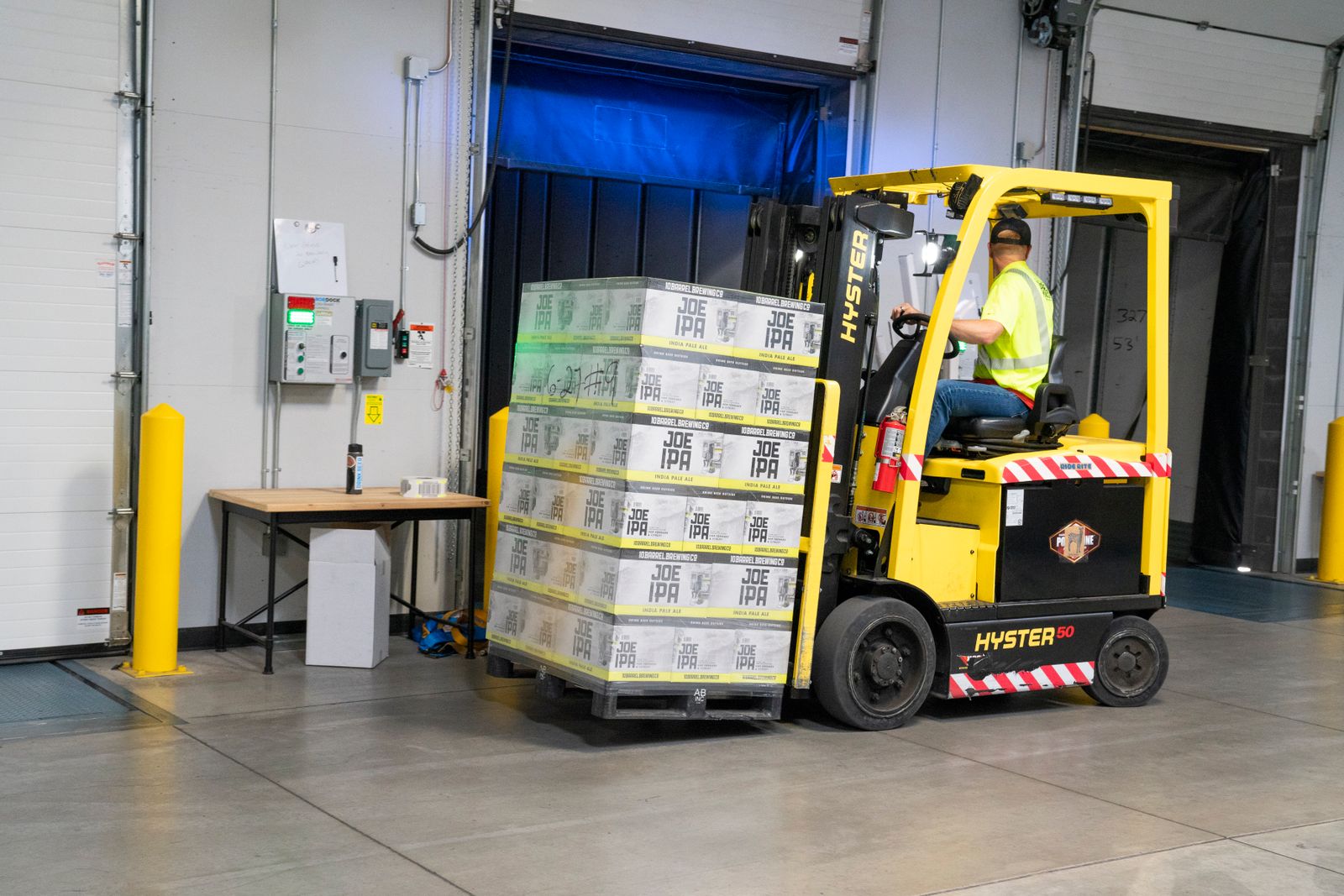 Kruze pallet delivery with tail-lift van in West Yorkshire