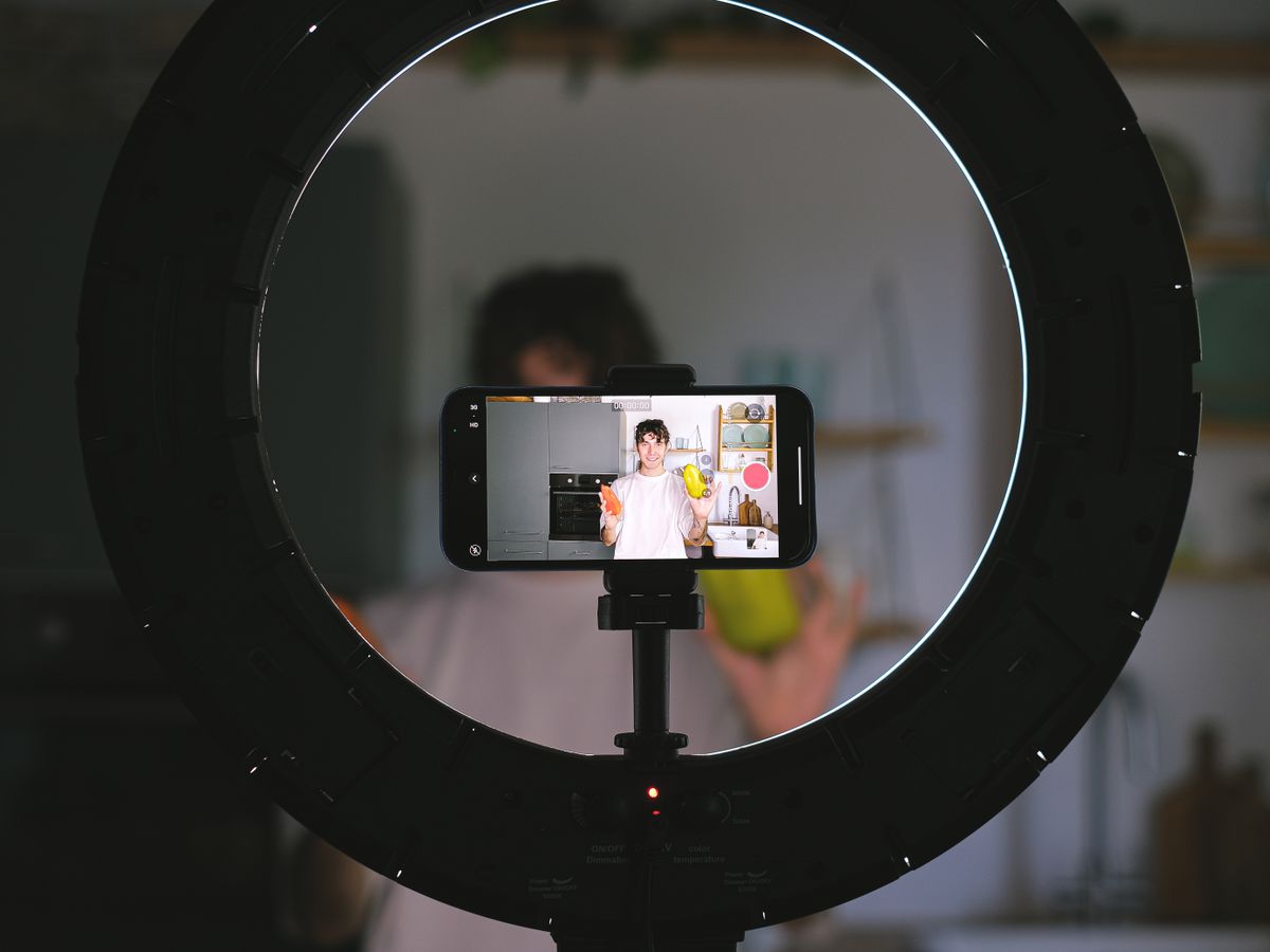 Content Creation & Reels – Brandora