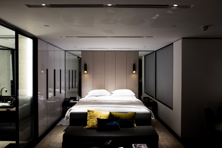 A reception that never sleeps