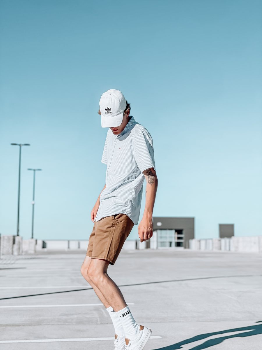 Man in a tailored casual outfit outdoors