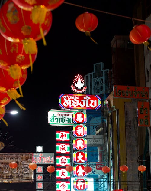 Foto profissional grátis de chinatown, lanternas chinesas, pendurado