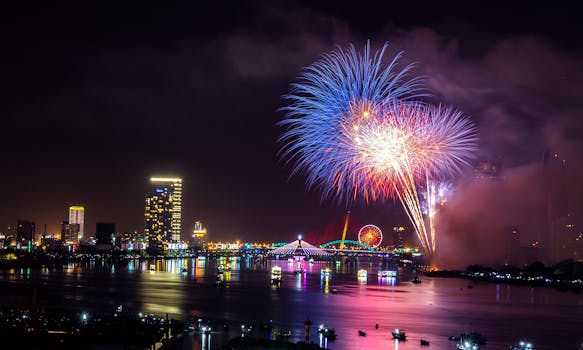 Spectacular fireworks light up the night sky over Da Nang's skyline and Han River.