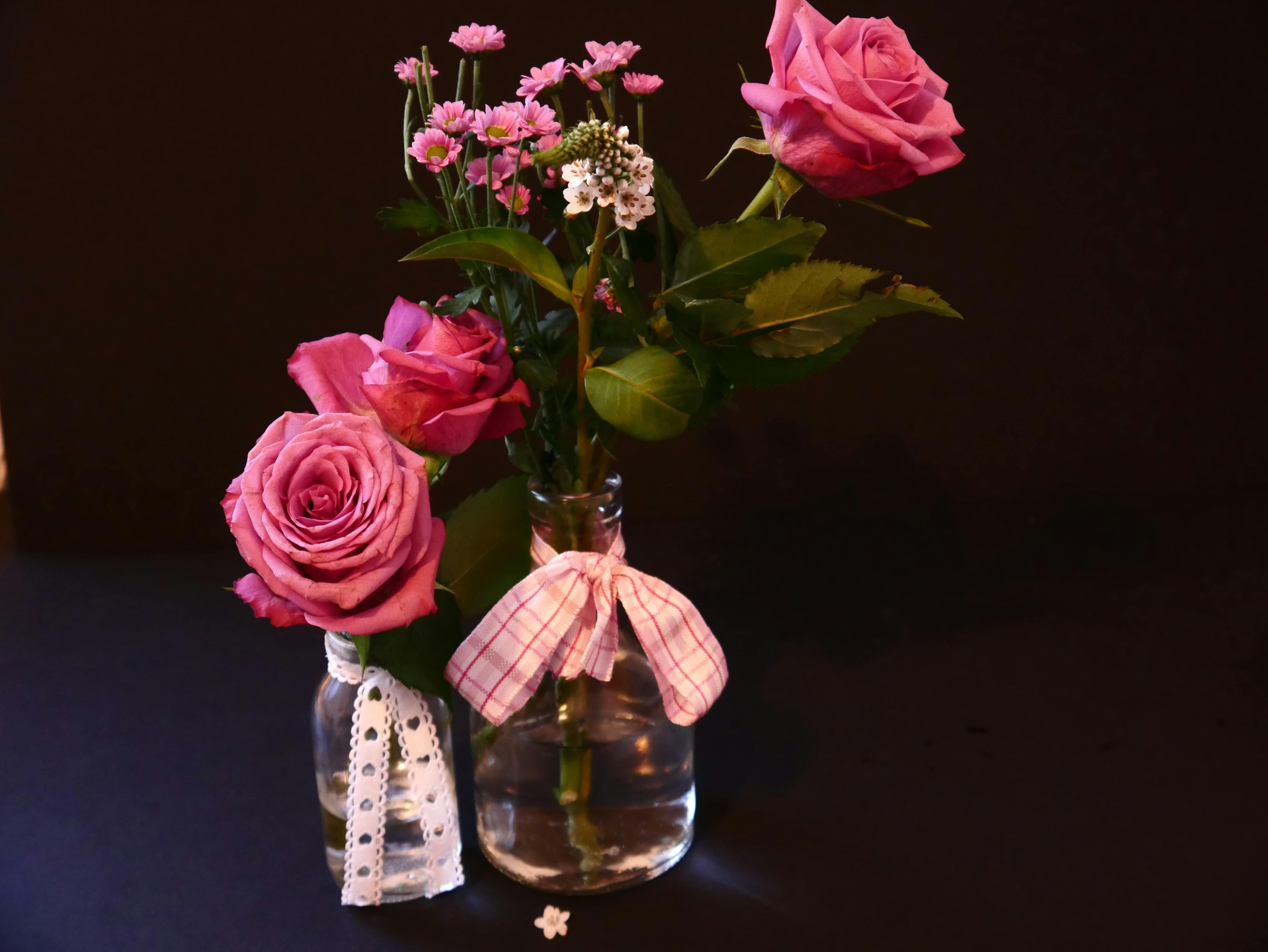 水瓶中美麗的紅玫瑰花, 紅玫瑰, 玫瑰, 花向量圖案素材免費下載，PNG，EPS和AI素材下載 - Pngtree