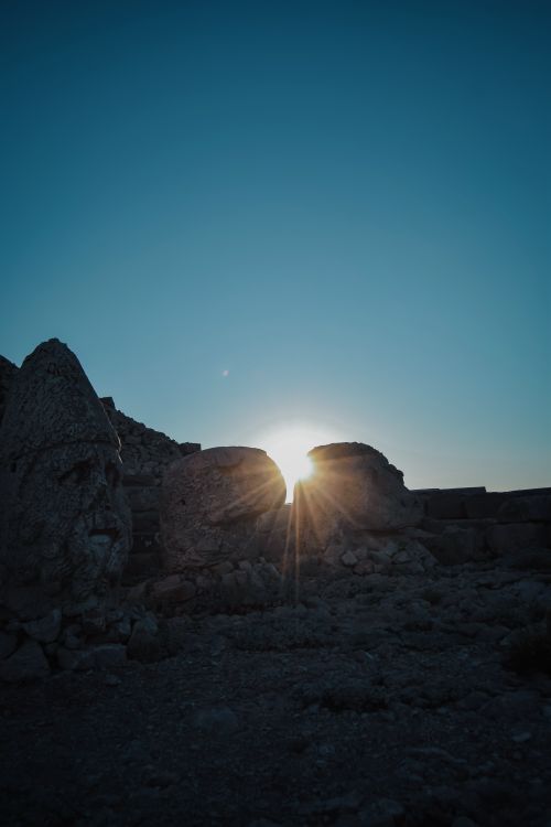 Sunbeam through Sculpted Rock Formations · Free Stock Photo