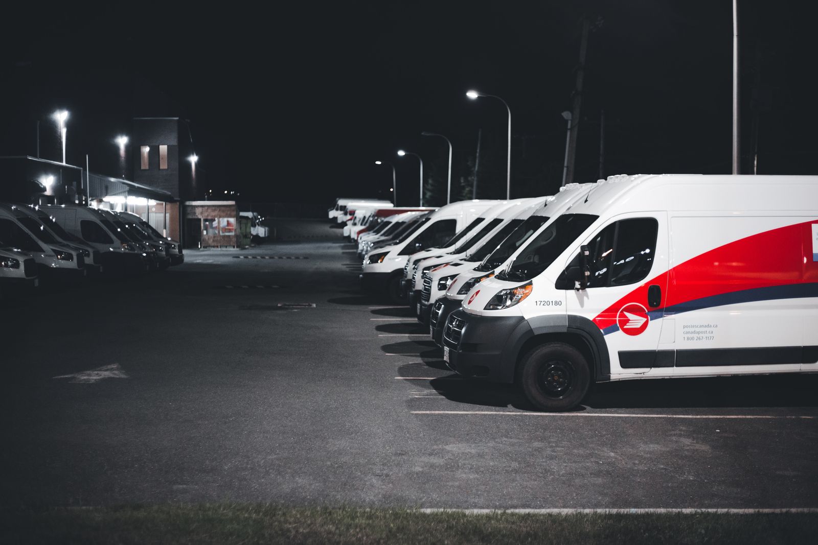 Ford confirma a Transit City elétrica no Brasil e entra num segmento que duas chinesas já lideram