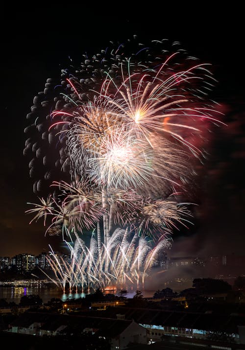 Fotobanka s bezplatnými fotkami na tému koncert, noc, ohňostroje