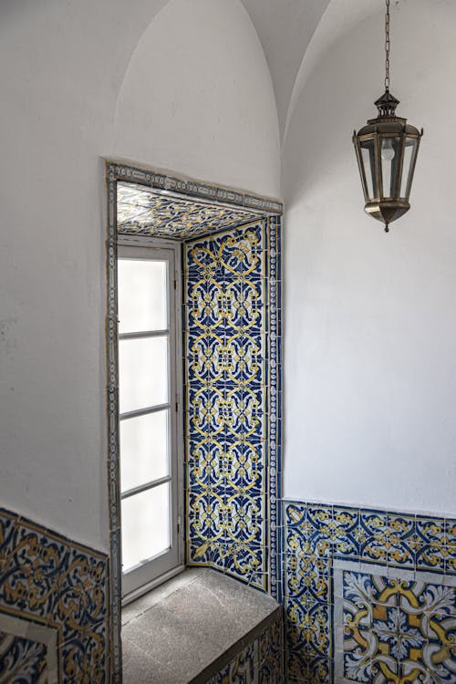Intricate Design of Wall Tiles with Pattern