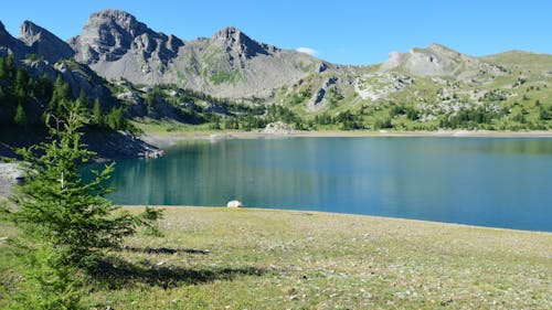 Kostenloses Stock Foto zu berg, draußen, landschaft