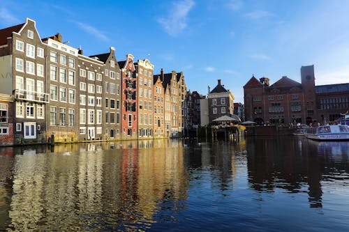 Ücretsiz açık mavi gökyüzü, altın saat, amsterdam içeren Ücretsiz stok fotoğraf Stok Fotoğraflar