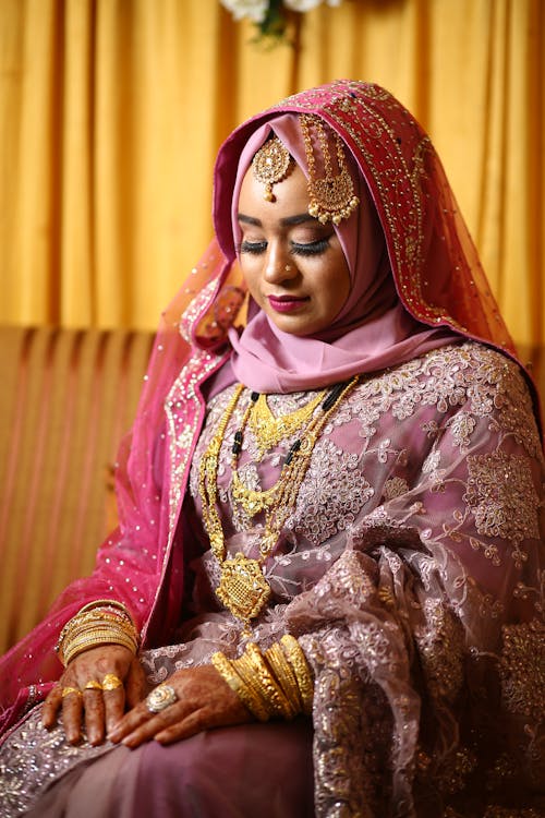Bride Wearing Gold Jewelry