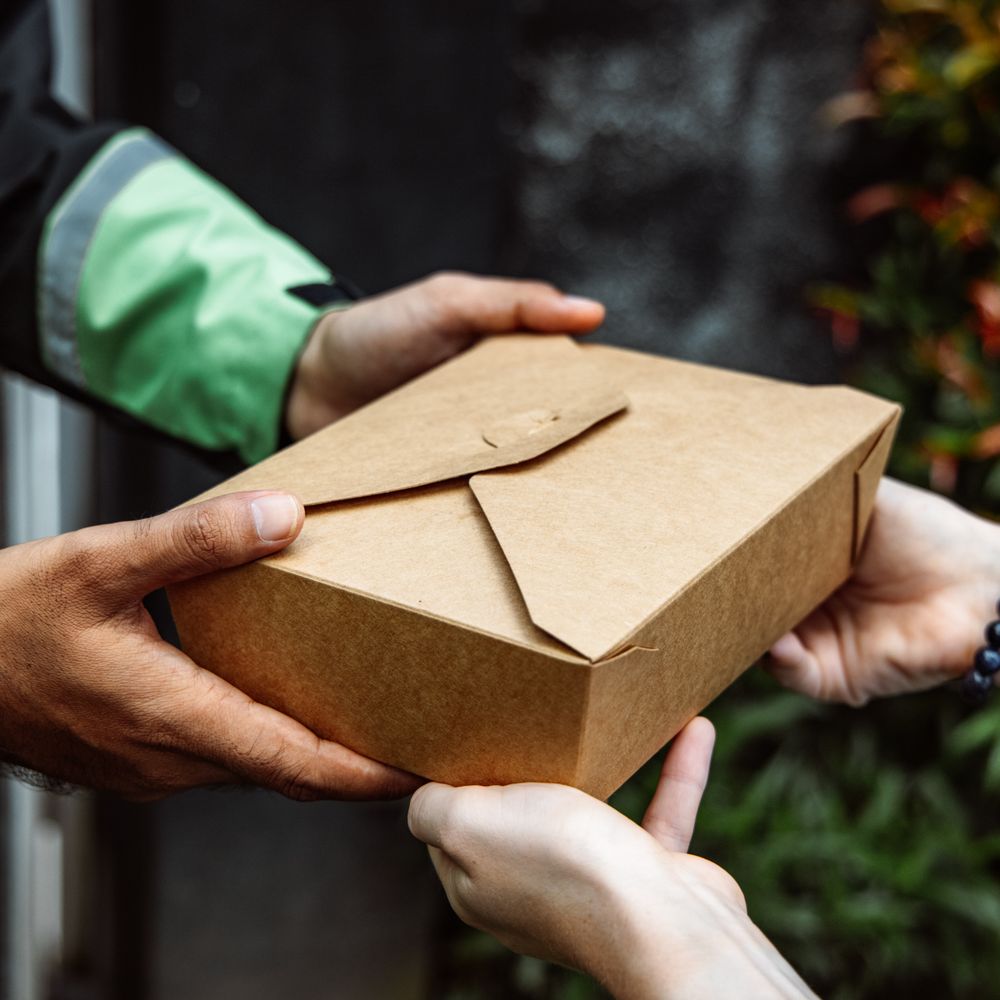Newport Pagnell — professional packers wrapping and boxing belongings