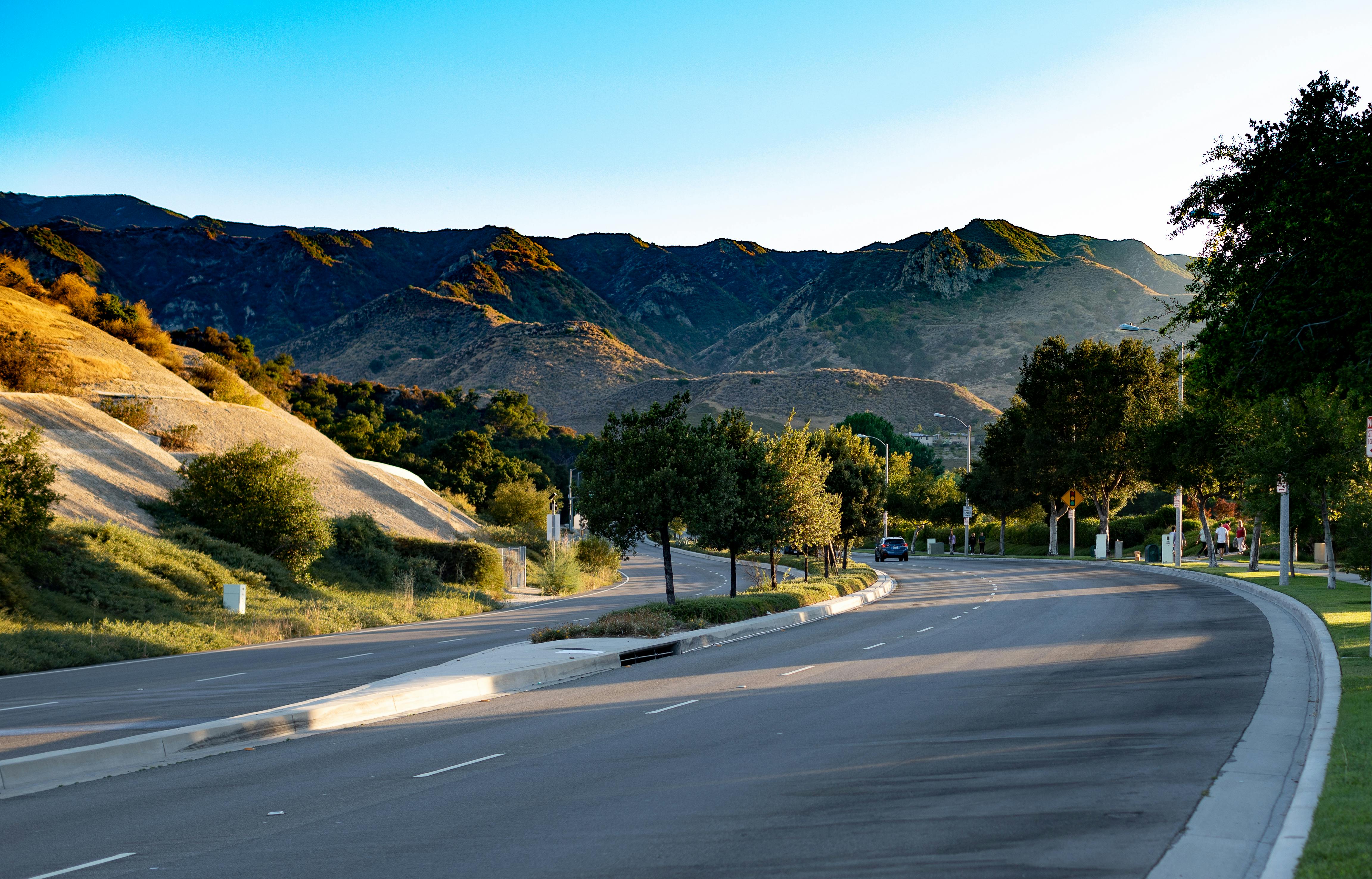 Parks Associates: Paramount-WBD (Warner Bros. Discovery) Deal Signals New Era of Streaming Scale — Photo by David Brown on Pe