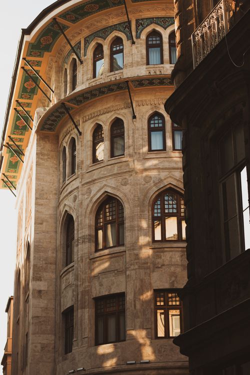 Free Captivating view of Ottoman architecture in Istanbul, showcasing intricate designs at sunset. Stock Photo