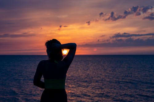 Gratis stockfoto met achteraanzicht, avond, gouden uur