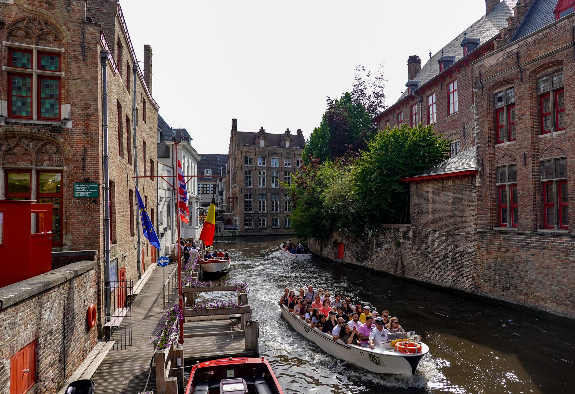 Trekschuit vaart na ruim 150 jaar weer tussen twee plaatsen